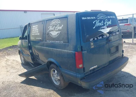 2003 Chevrolet Astro from USA, damaged, VIN 1GNDM19X23B145648